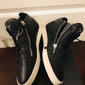 Giuseppe zanotti designer sneakers men Calfskin & leather, zanotti logo new